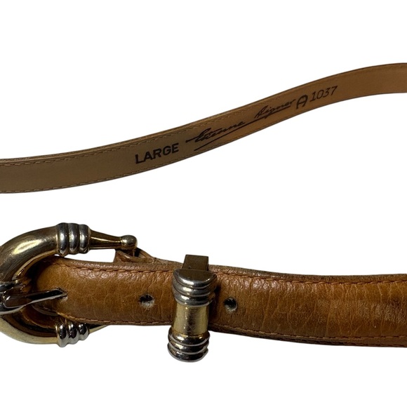 ￼Etienne Aigner  slim Tan Belt Gold Tone Buckle size Large 37” long
3/4” wide - Picture 4 of 4